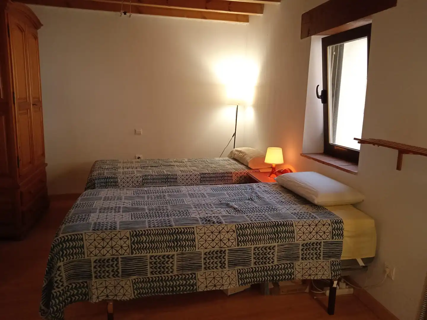 Casa o xalet en venda a Calle de la Fuente, 54, Jaraíz de la Vera Dormitori de Casa o xalet en venda en Jaraíz de la Vera amb Terrassa i Balcó