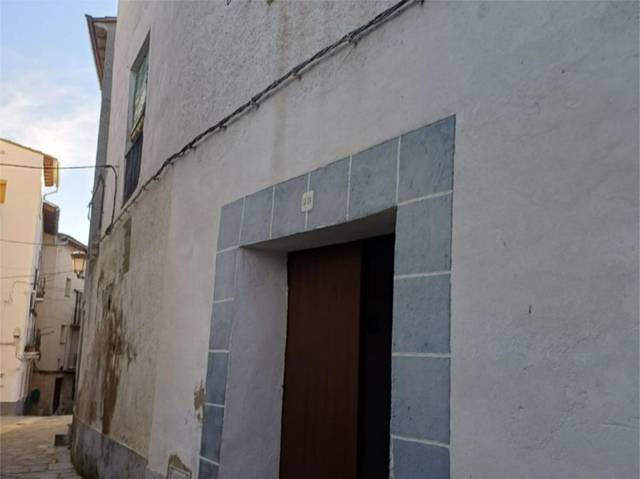 Casa adosada en Venta en Calle del Horno, 31 en Camporrélls