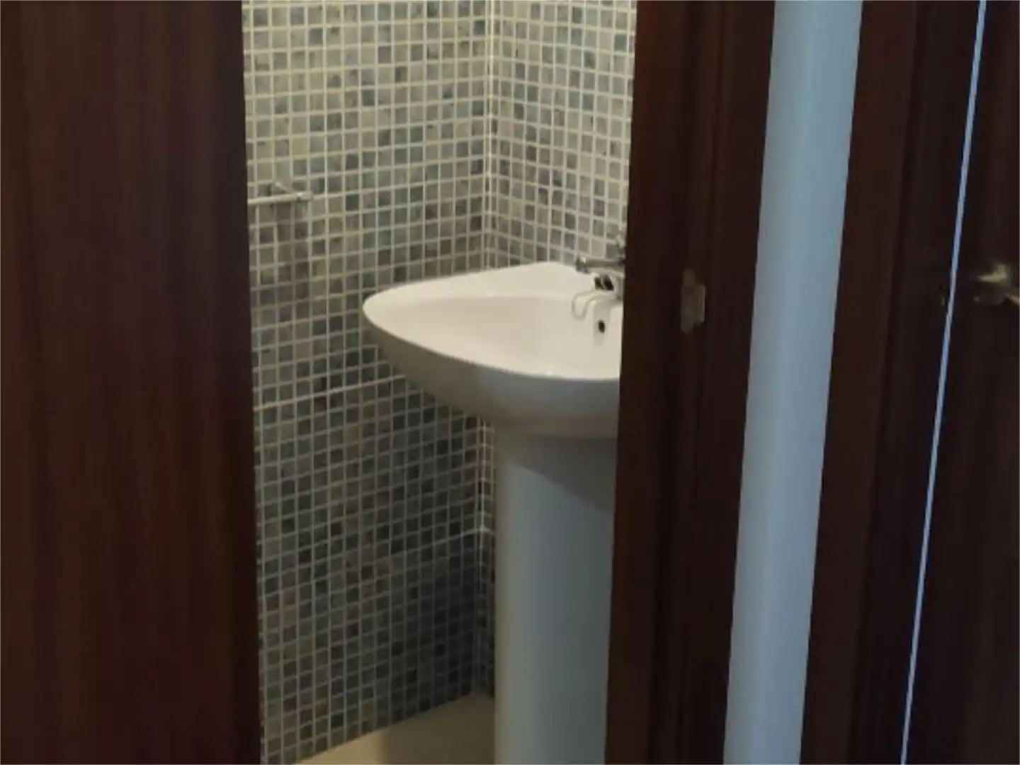 Maisonette zum Verkauf in Rúa Villadóniga, 5, Piñeiros- Freixeiro Badezimmer von Maisonette zum Verkauf in Narón