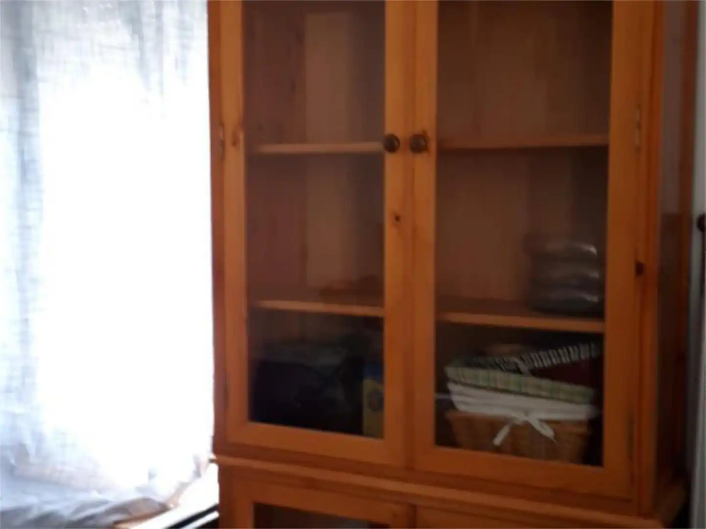 Dormitori de Casa adosada en venda en Almadén de la Plata amb Calefacció, Terrassa i Moblat