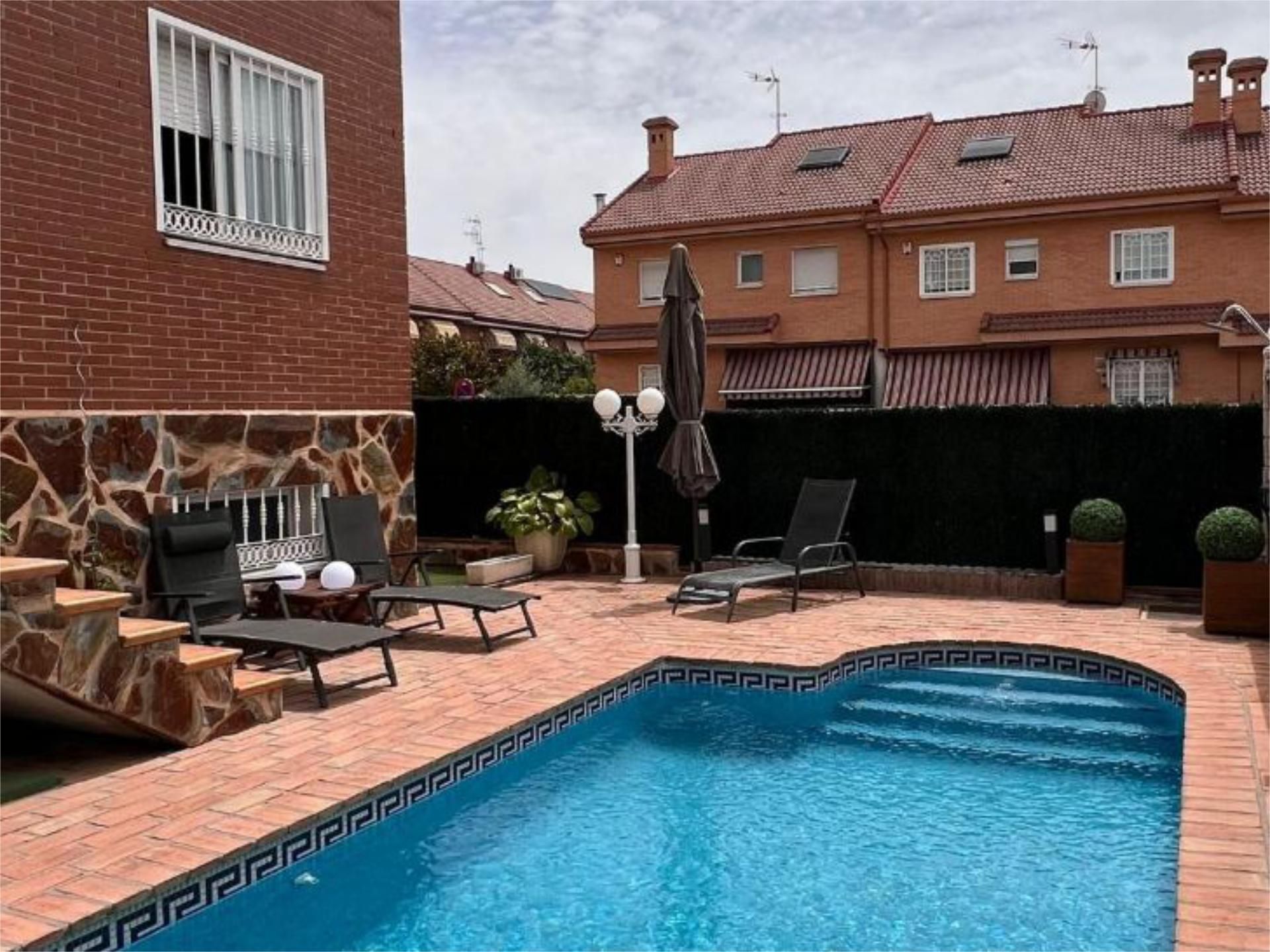 Piscina de Pis en venda en Alcorcón amb Aire condicionat, Terrassa i Piscina