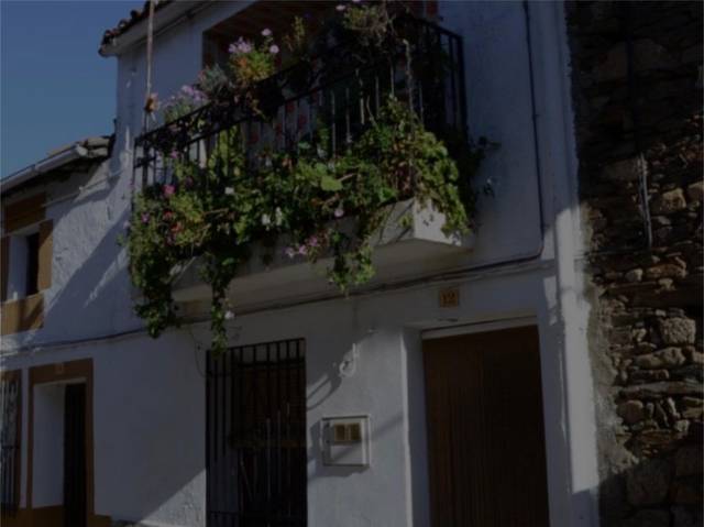 Piso en Venta en Calle la Encina, 10 en Santibáñez el Bajo