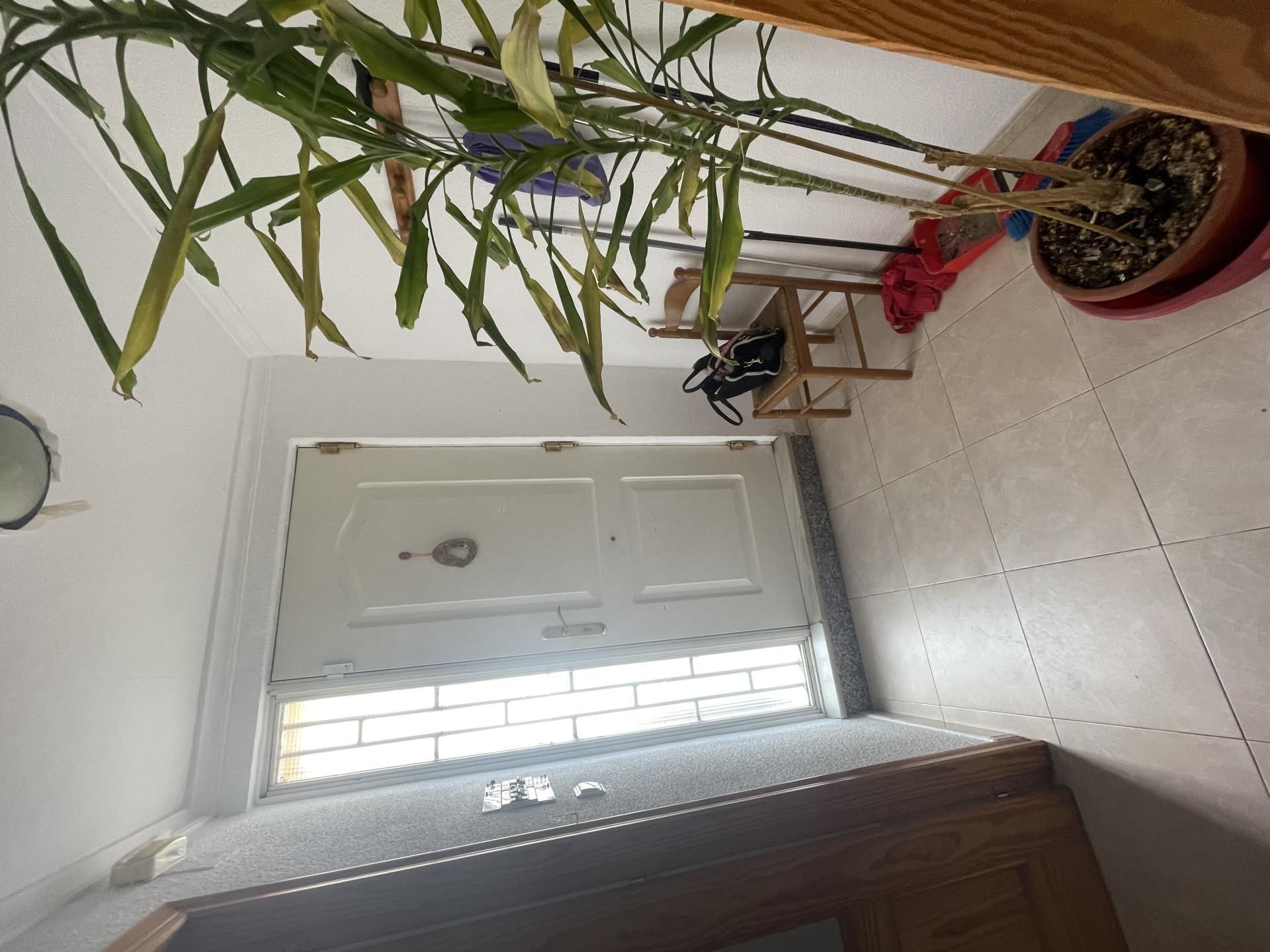 Planta baixa de lloguer a Avenida José de Mora, 14 Bi, Baza