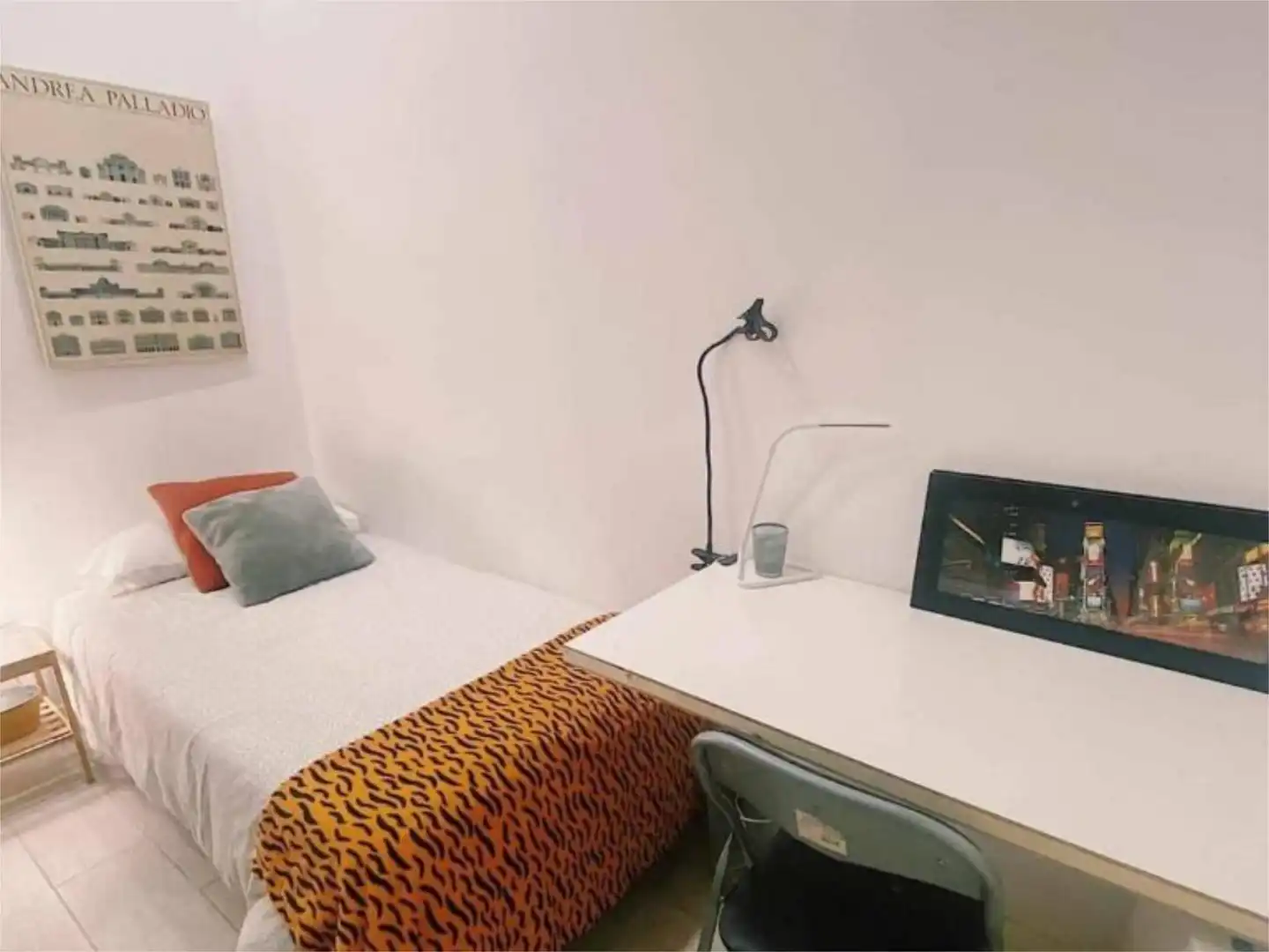 Erdgeschoss zum Verkauf in Calle de Teruel, 4, Cuatro Caminos - Azca Schlafzimmer von Erdgeschoss zum Verkauf in Madrid mit Klimaanlage, Abstellraum und Möbliert