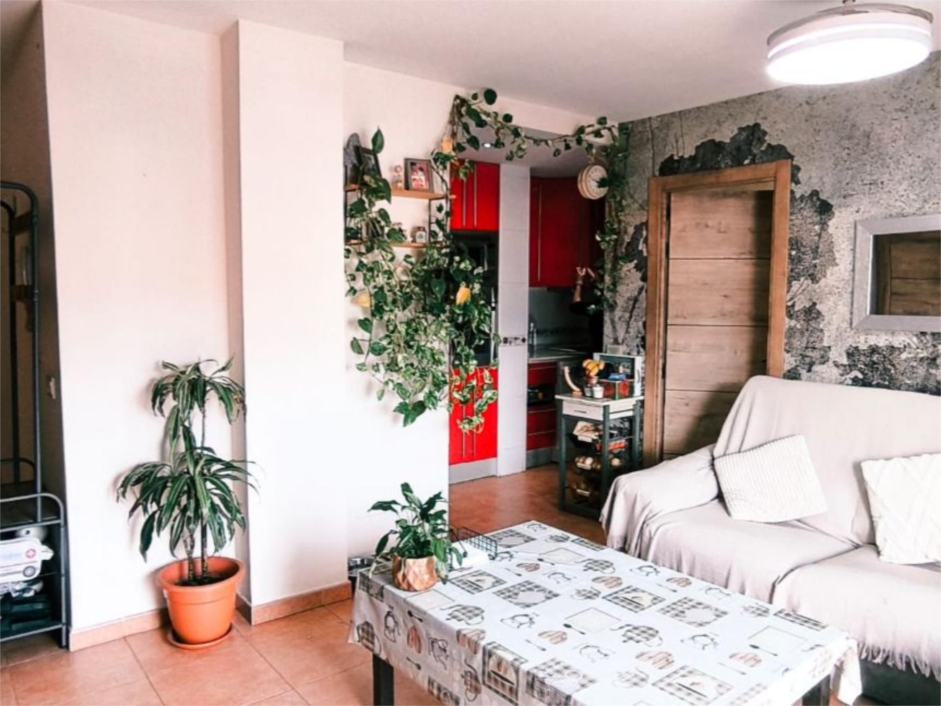 Sala d'estar de Pis en venda en Mijas amb Aire condicionat, Terrassa i Balcó