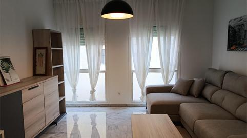 Photo 2 of Flat to rent in Avenida San Juan de la Salle, 33b, Cruz Roja,  Sevilla Capital