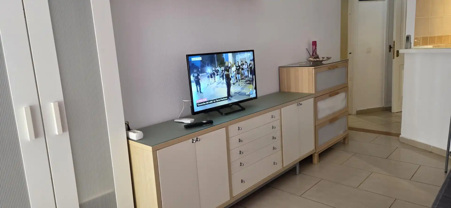 Estudio de alquiler en Avenida García Peñalver, 78, Centro Internacional Sala de estar de Estudio de alquiler en Torrox con Amueblado y Videoportero