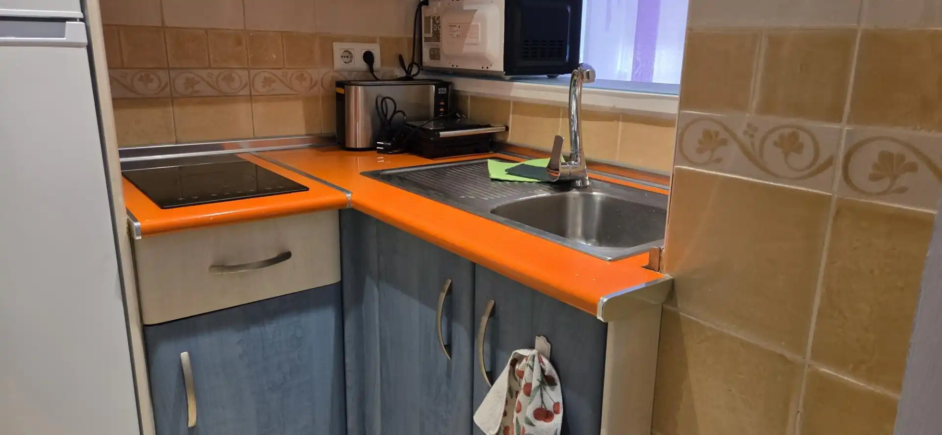 Estudio de alquiler en Avenida García Peñalver, 78, Centro Internacional Cocina de Estudio de alquiler en Torrox con Amueblado y Videoportero