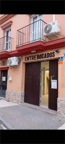 Local comercial en Alquiler en Ayuntamiento - Barrio Alto