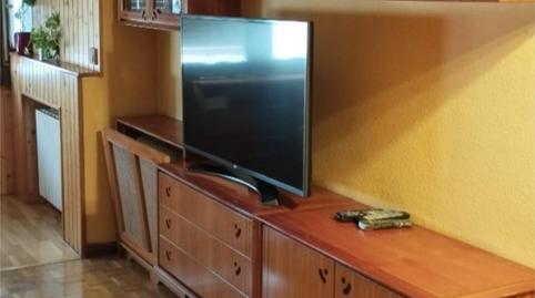 Photo 3 of Flat to rent in Calle de Tribaldos, 19, Canillas,  Madrid Capital