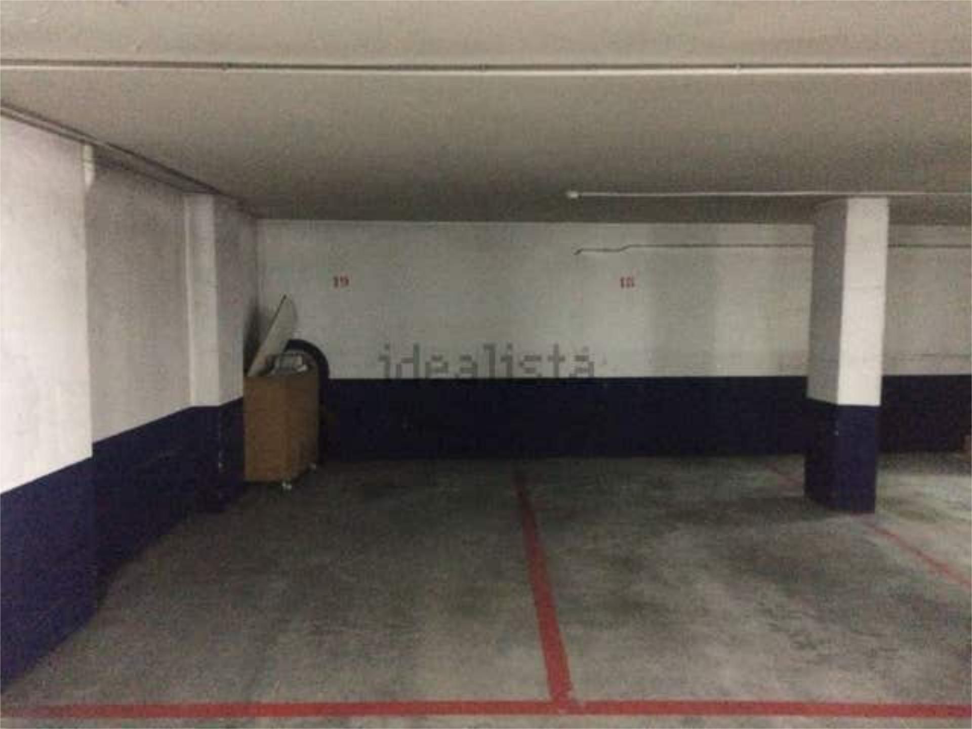 Parking of Garage to rent in  Pamplona / Iruña