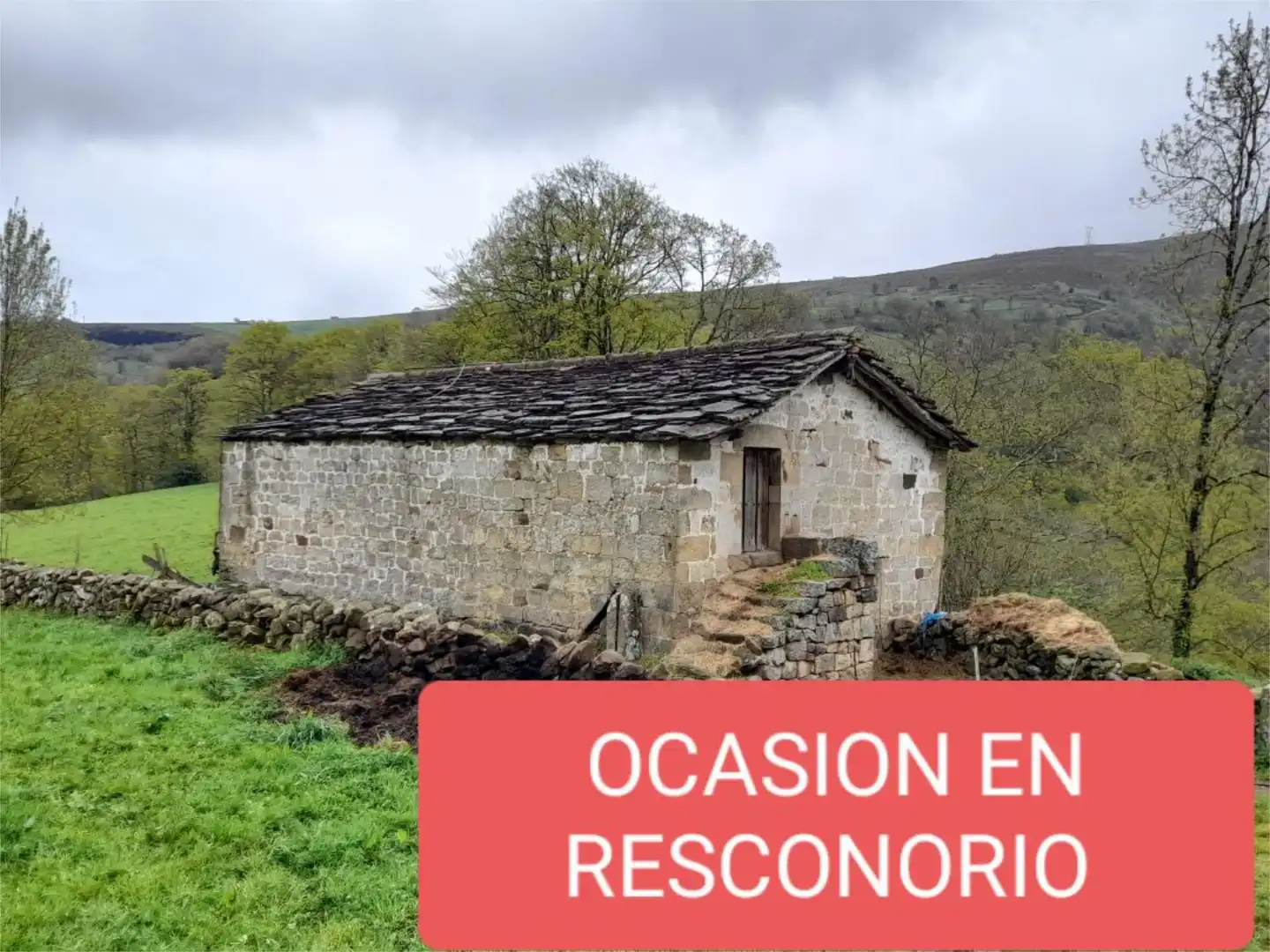 Vista exterior de Piso en venta en Luena 