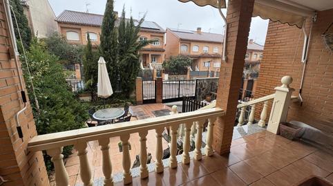 Foto 2 de Casa adosada en venda a Calle Fuenfría, 18, El Pijorro, Navalcarnero