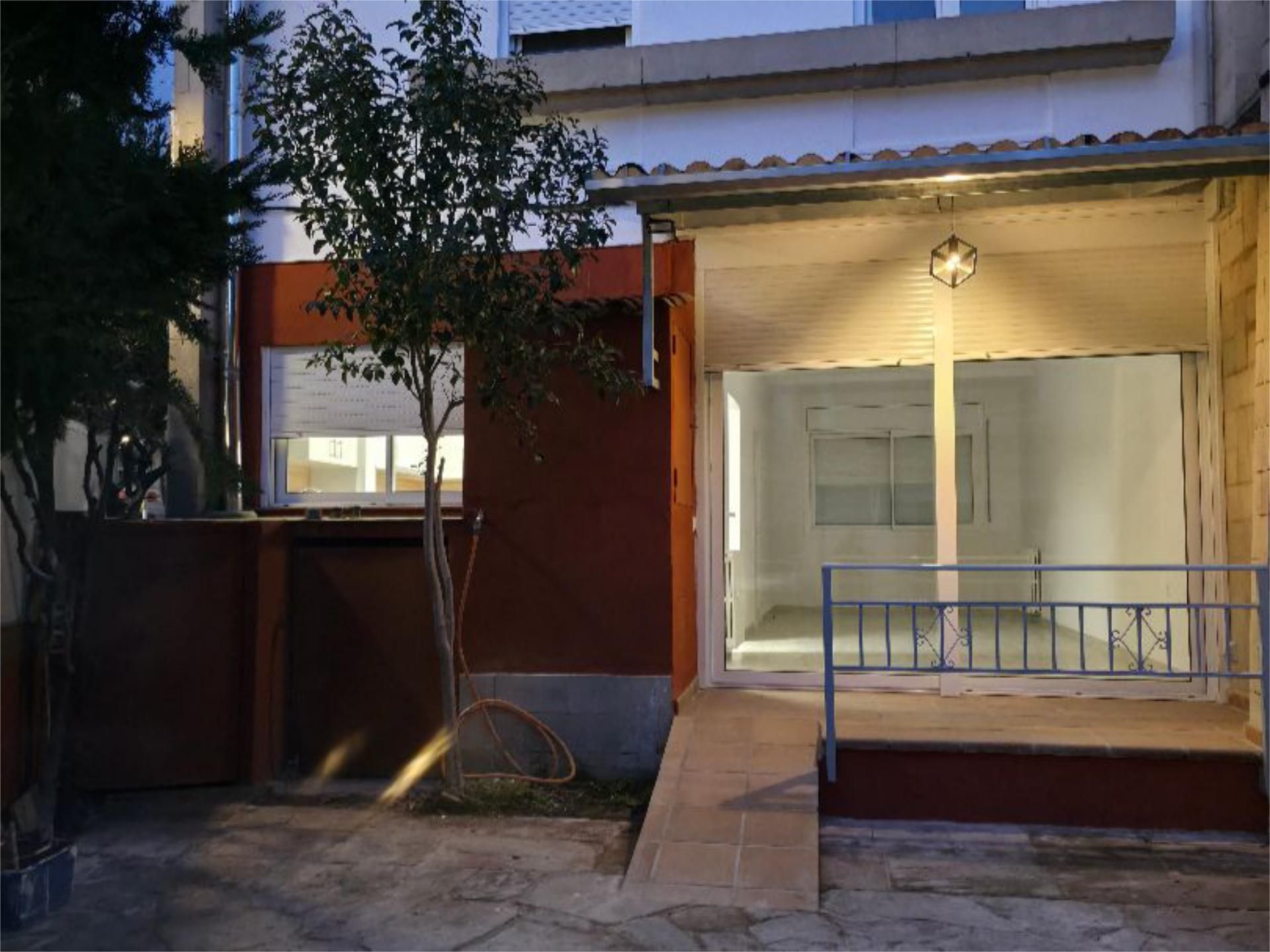 Vista exterior de Pis de lloguer en Santa Coloma de Farners amb Calefacció, Jardí privat i Parquet