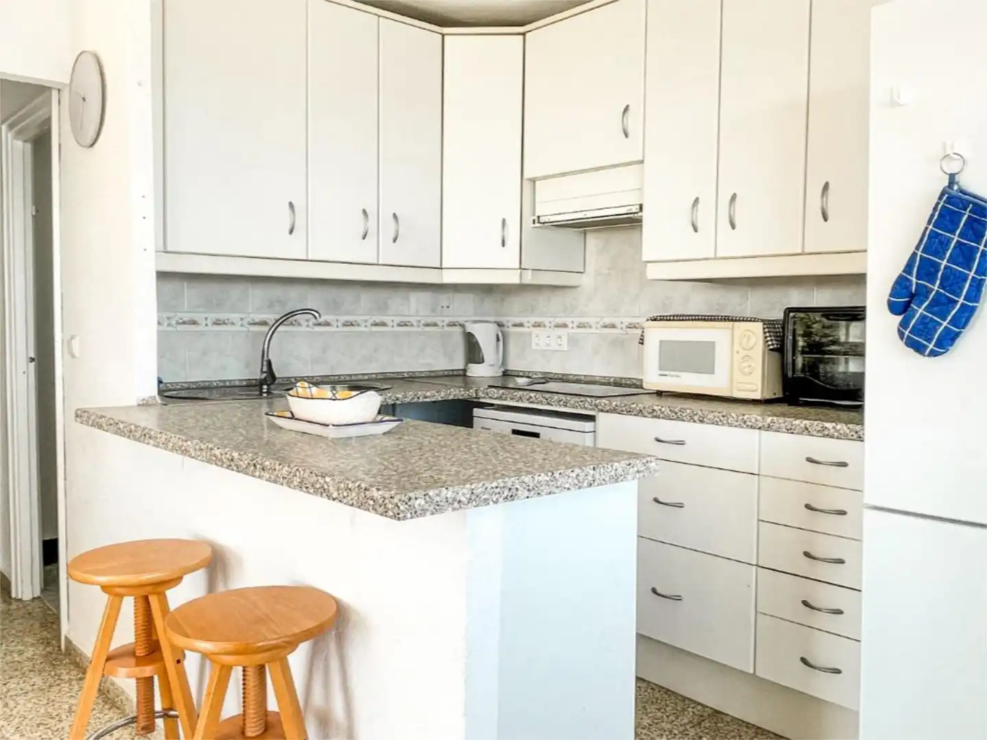 Apartamento de alquiler en Avinguda de la Costa Blanca, 113, Playa de San Juan Cocina de Apartamento de alquiler en Alicante / Alacant con Terraza, Amueblado y Parking comunitario