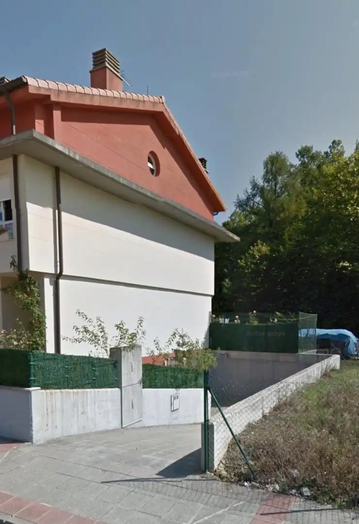 Casa adosada en venta en Errementarien Plaza, 6, Otxandio Vista exterior de Casa adosada en venta en Otxandio con Calefacción, Jardín privado y Parquet