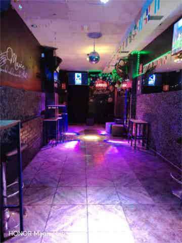 Local comercial en Alquiler en Parque Lisboa - La Paz