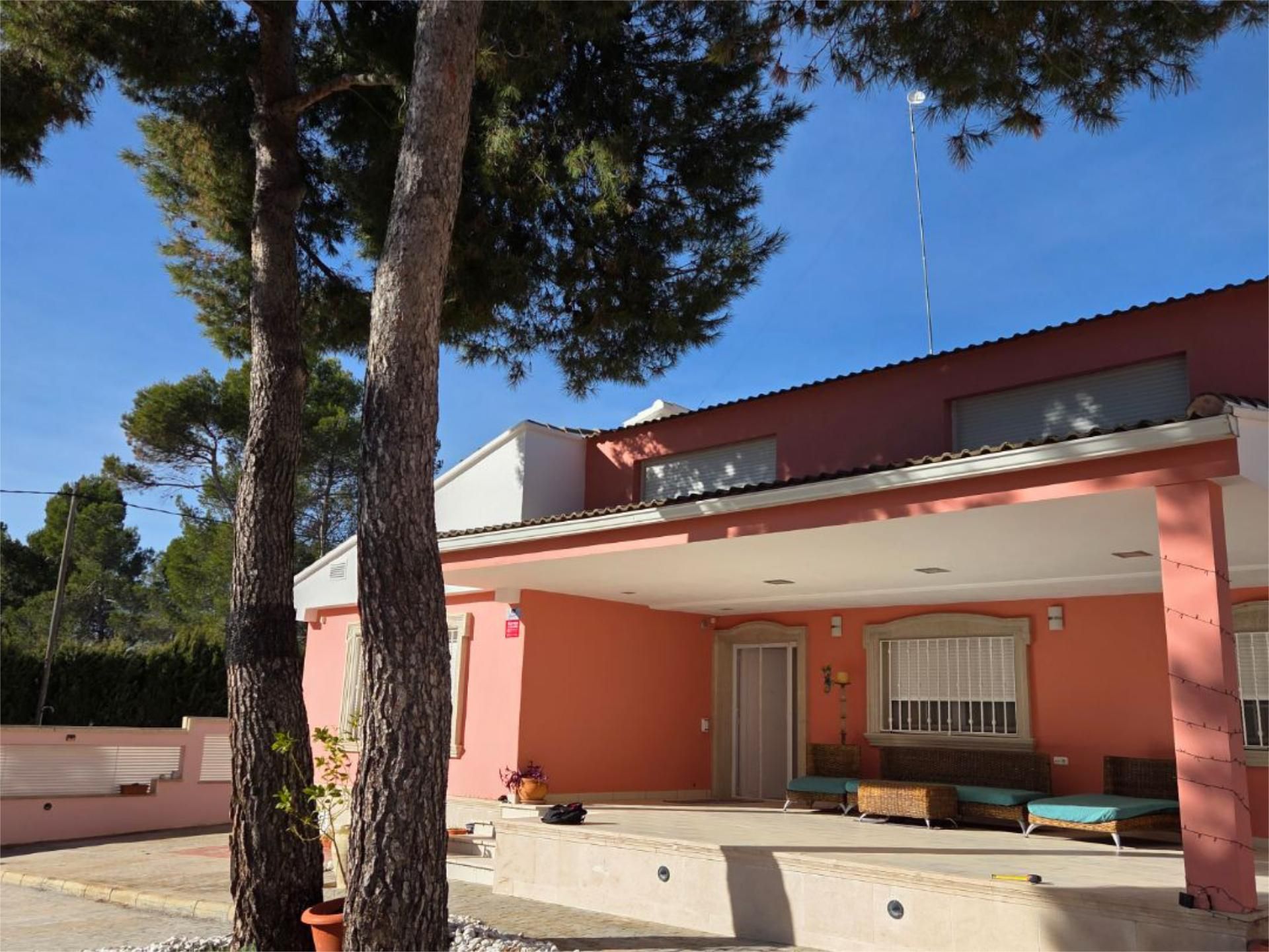 Jardín de Casa o chalet en venta en Utiel con Aire acondicionado, Calefacción y Jardín privado