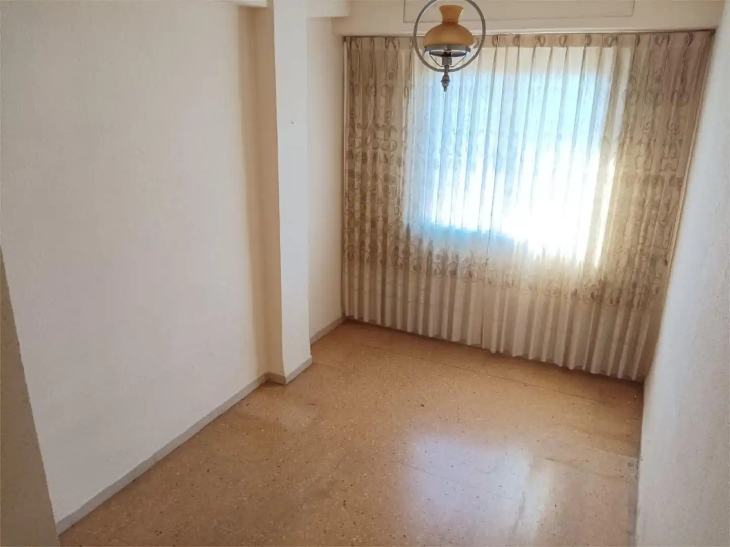 Bedroom of Flat for sale in  Valencia Capital  with Air Conditioner and Terrace