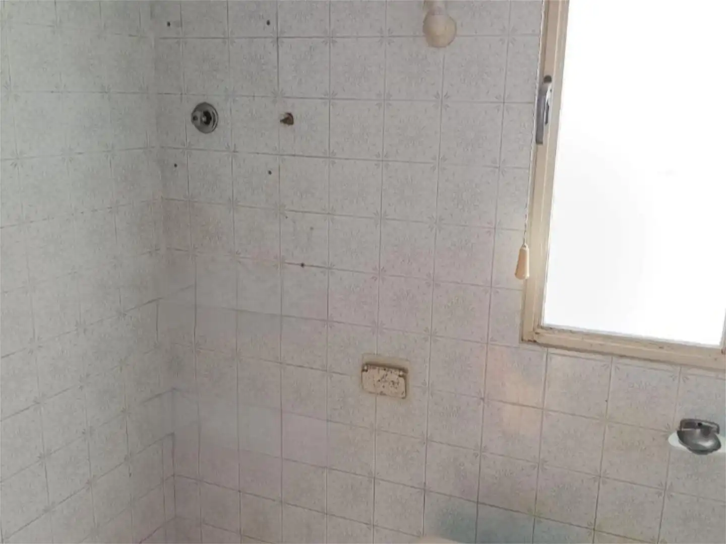 Bathroom of Flat for sale in  Valencia Capital  with Air Conditioner and Terrace