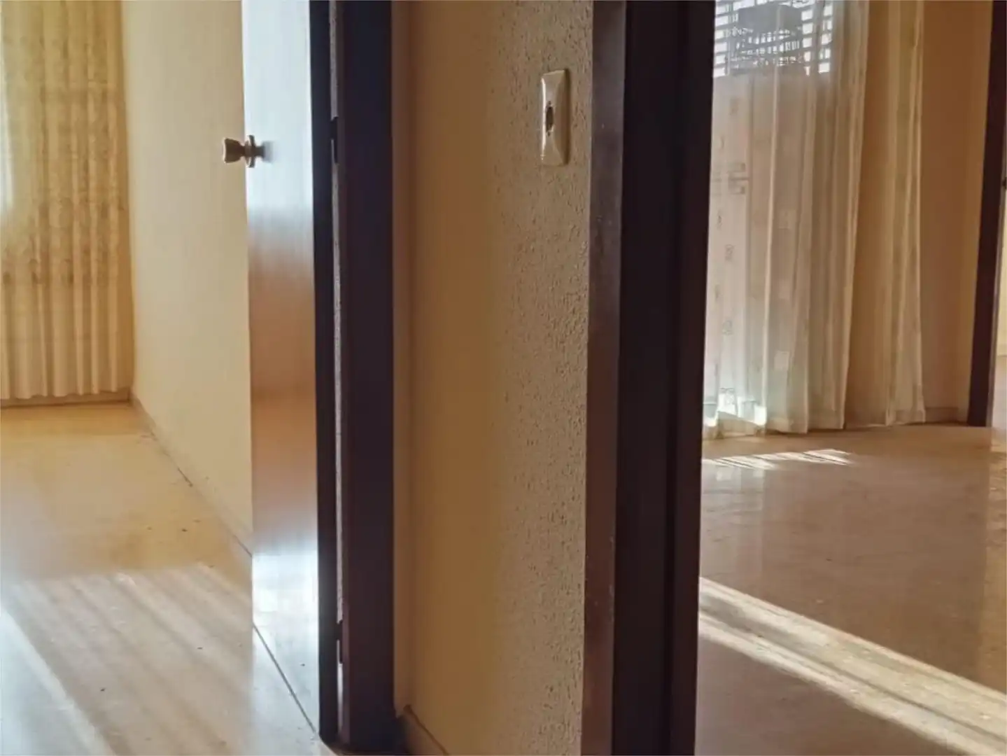 Flat for sale in  Valencia Capital  with Air Conditioner and Terrace