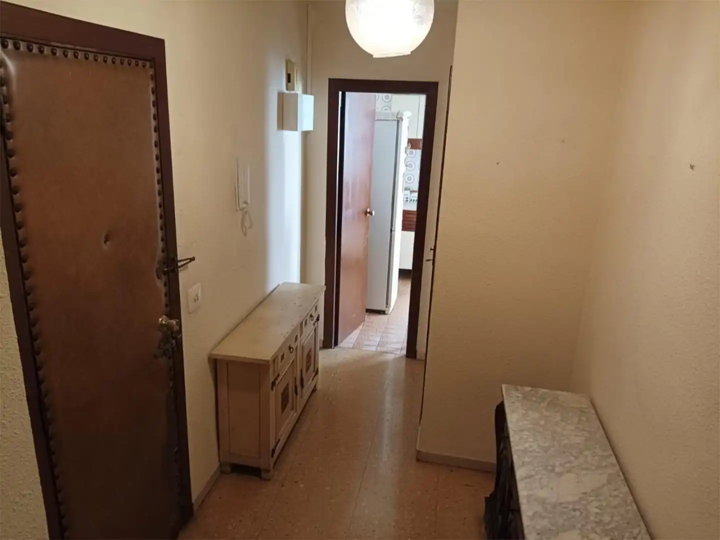 Flat for sale in  Valencia Capital  with Air Conditioner and Terrace