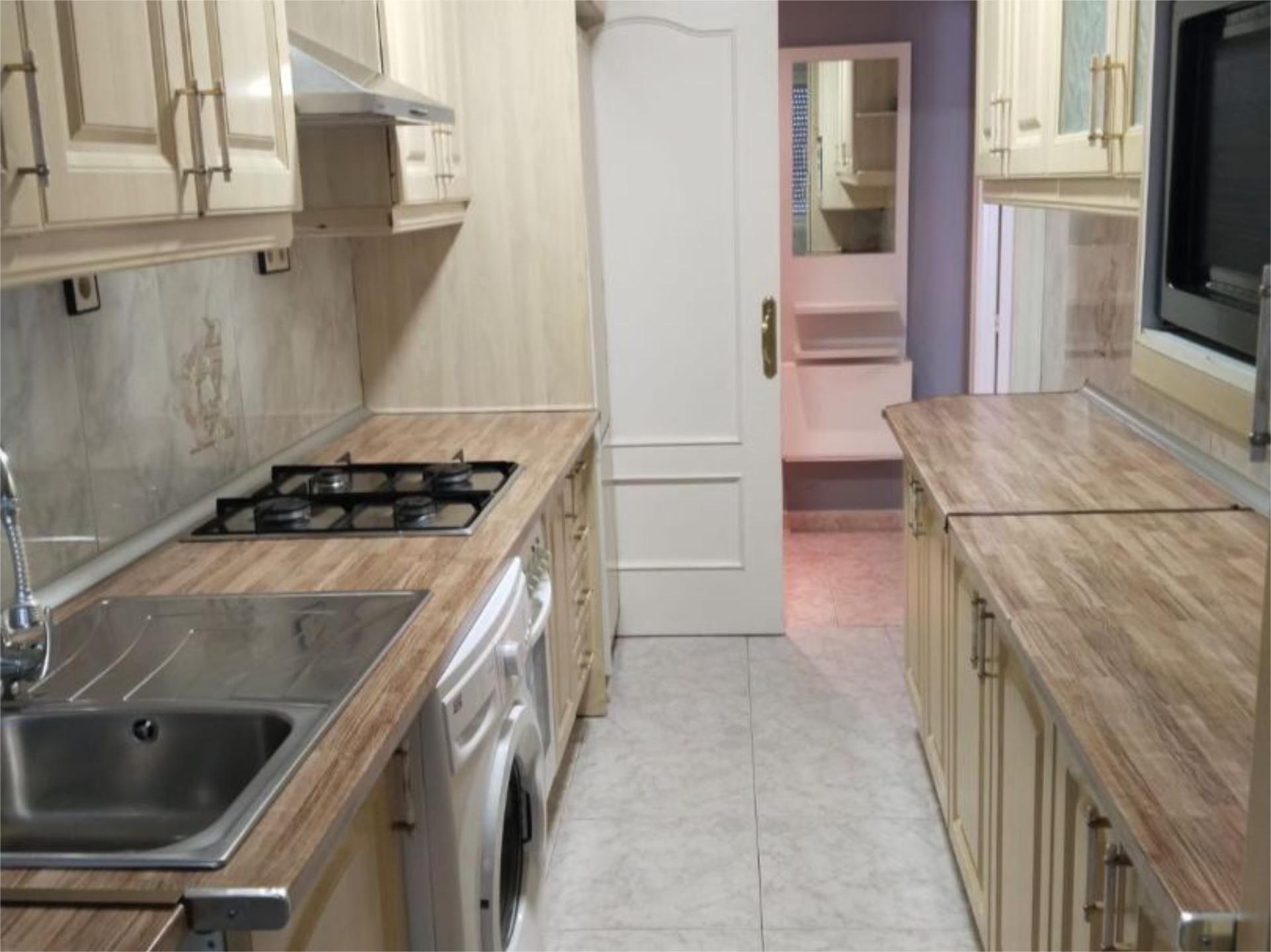 Flat to rent in Calle Jaime I el Conquistador, 6, La Paz - Las Américas