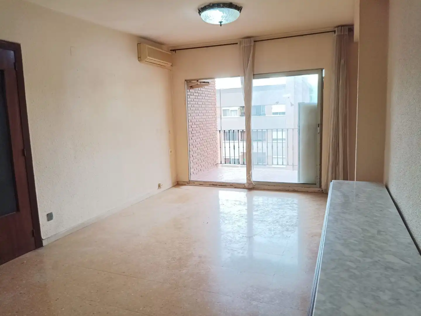 Bedroom of Flat for sale in  Valencia Capital  with Air Conditioner and Terrace