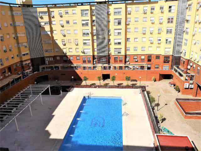 Piso en Venta en Colores -  Entreparques