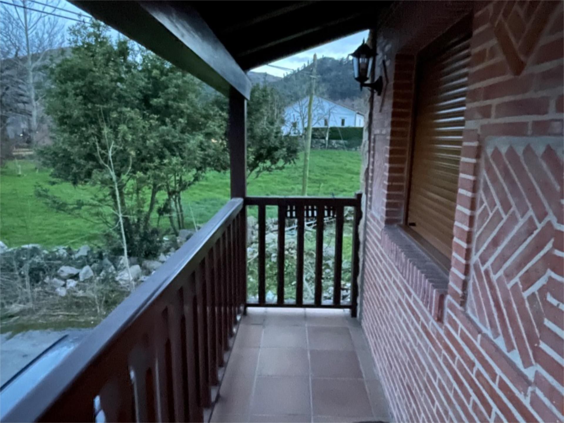 Balcony of Flat for sale in Riotuerto