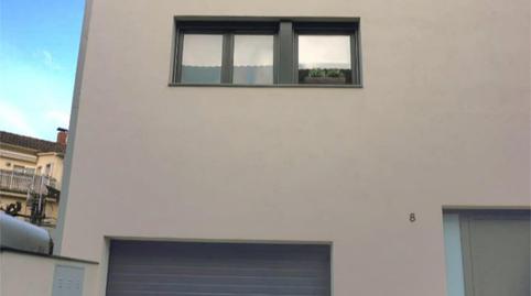 Foto 2 de Casa adosada en venta en Olot, Girona