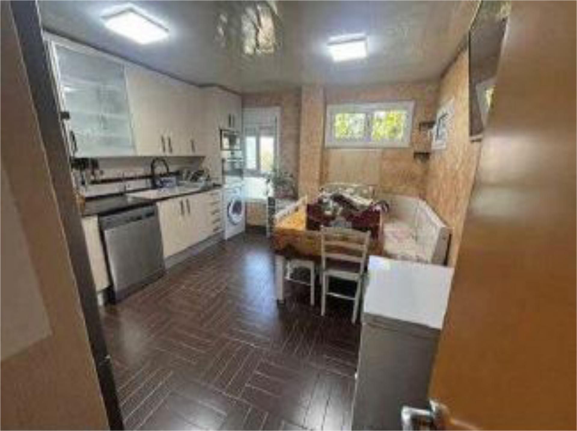 Cuina de Pis en venda en Sabadell amb Aire condicionat i Balcó