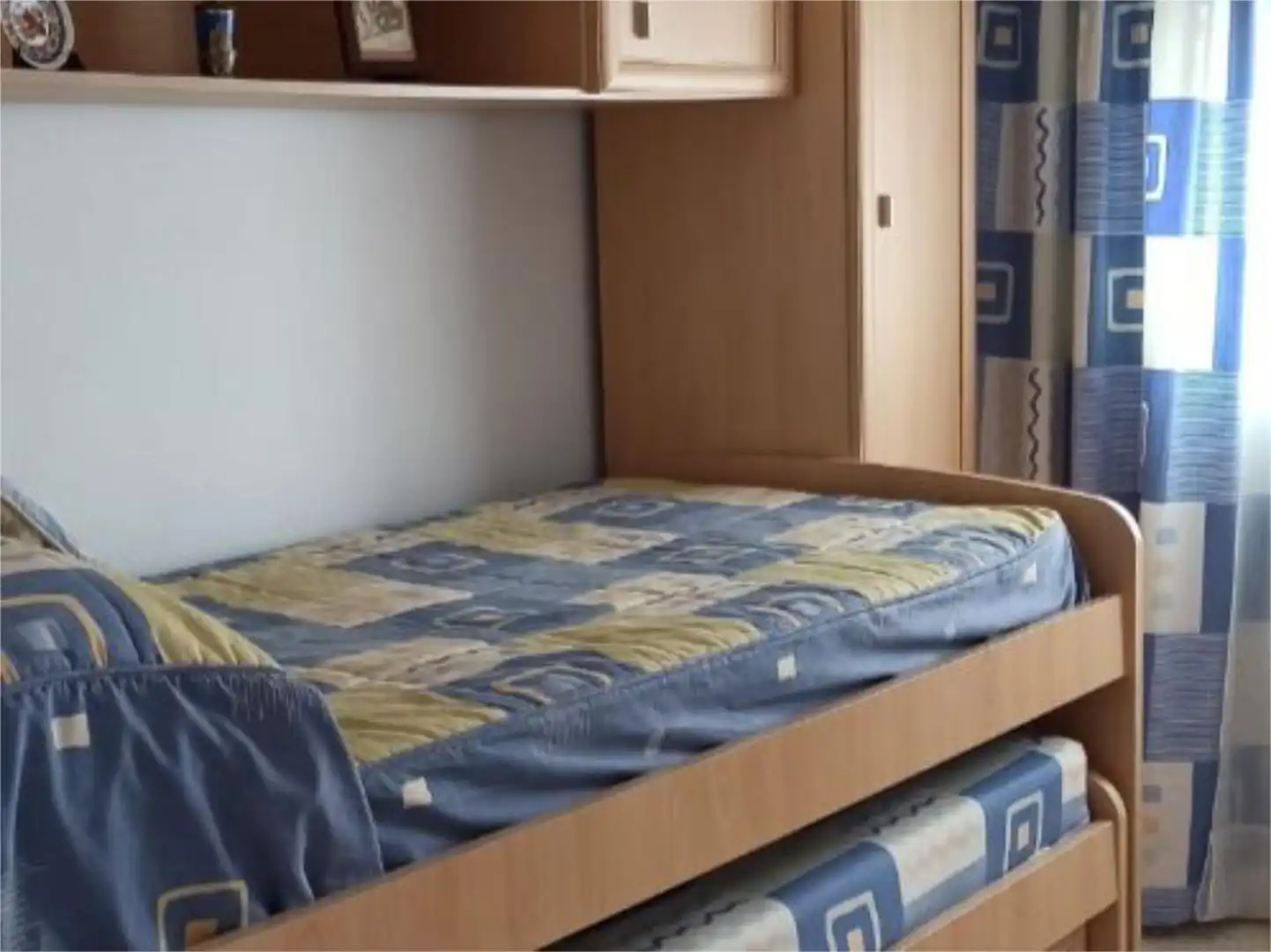 Bedroom of Flat for sale in Almendralejo  with Air Conditioner, Terrace and Storage room