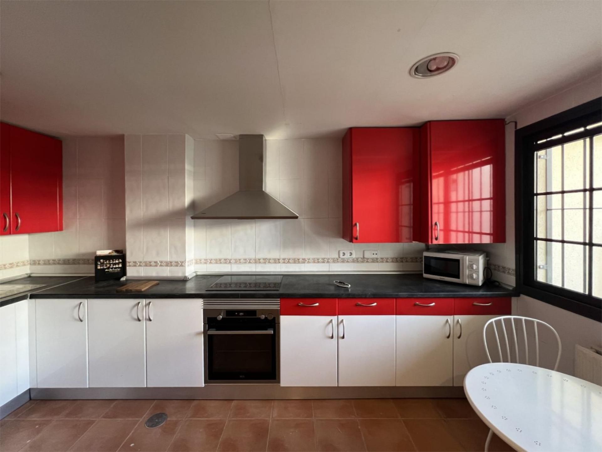 Kitchen of House or chalet for sale in Aranjuez  with Air Conditioner, Terrace and Swimming Pool