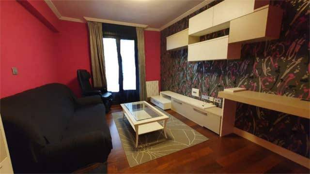 Piso en Alquiler en Laudio / Llodio