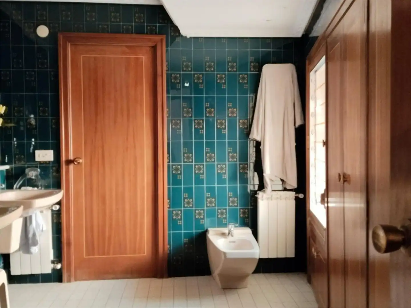 Badezimmer von Country house zum Verkauf in Banyeres de Mariola