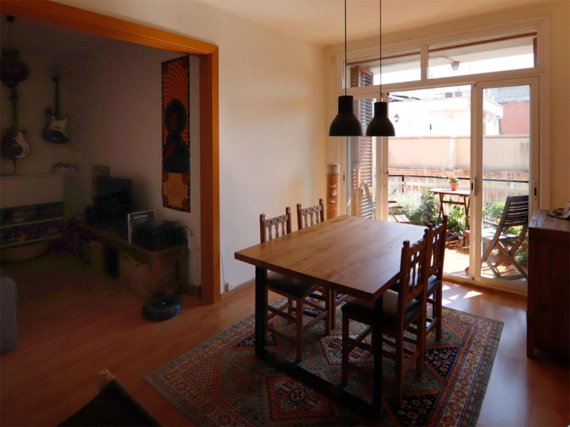 Menjador de Pis en venda en Sant Boi de Llobregat amb Balcó