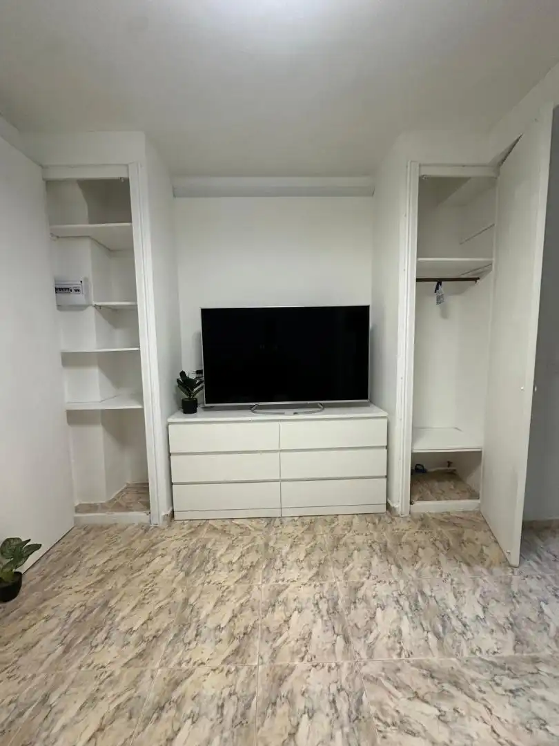 Estudio de alquiler en Avenida de Villajoyosa, 10, Albufereta Estudio de alquiler en Alicante / Alacant con Aire acondicionado, Calefacción y Amueblado