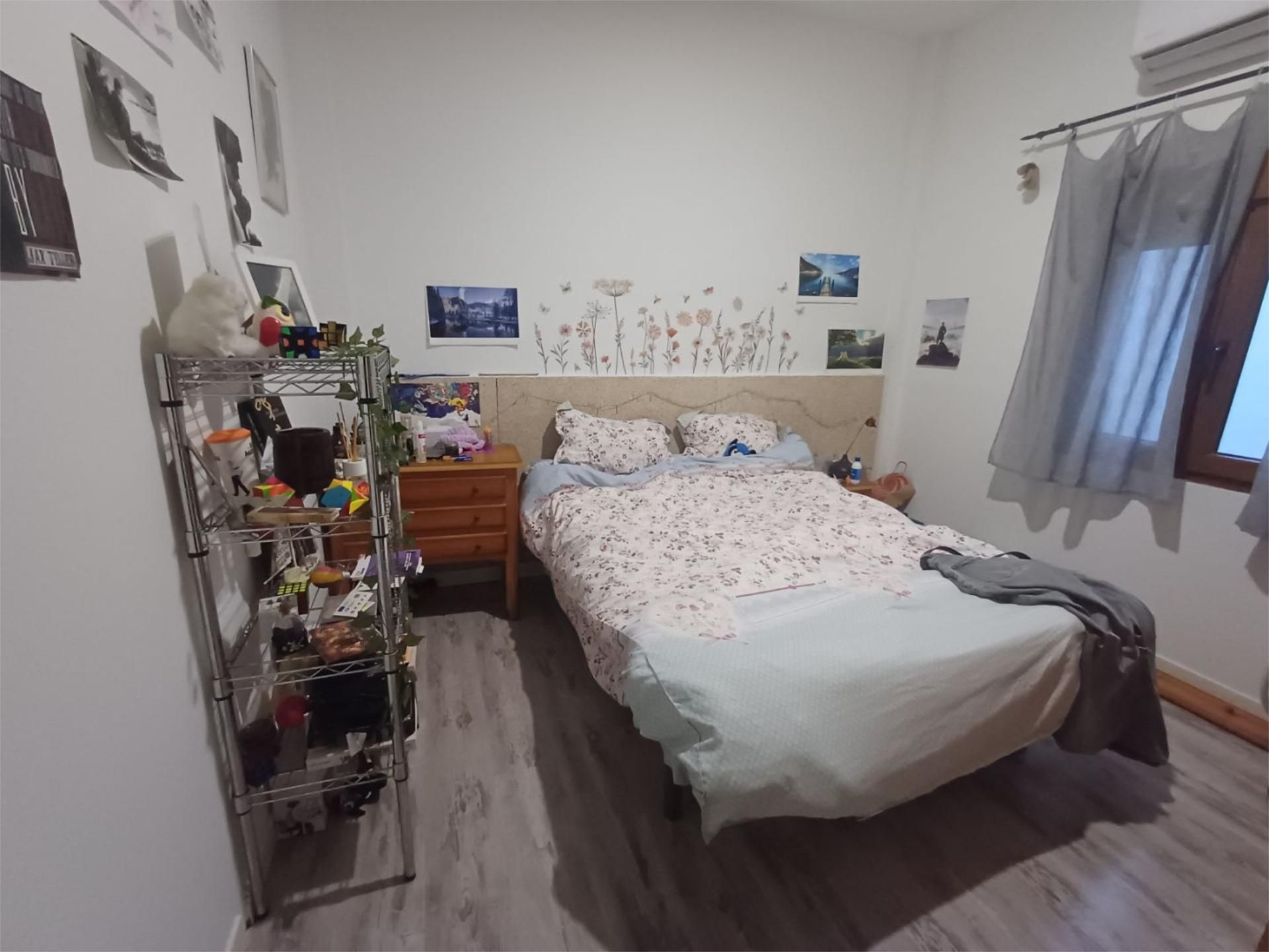 Dormitori de Pis per a compartir en  Almería Capital amb Aire condicionat, Moblat i Balcó