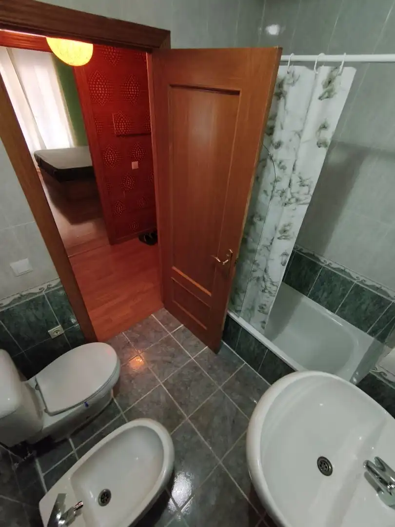 Flat for sale in Calle Norte, 4, Valdepeñas Bathroom of Flat for sale in Valdepeñas with Air Conditioner, Heating and Parquet flooring