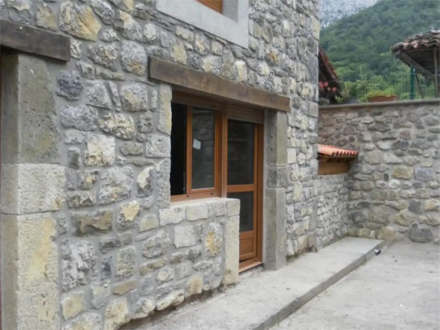 Exterior view of Flat for sale in Ponga  with Terrace