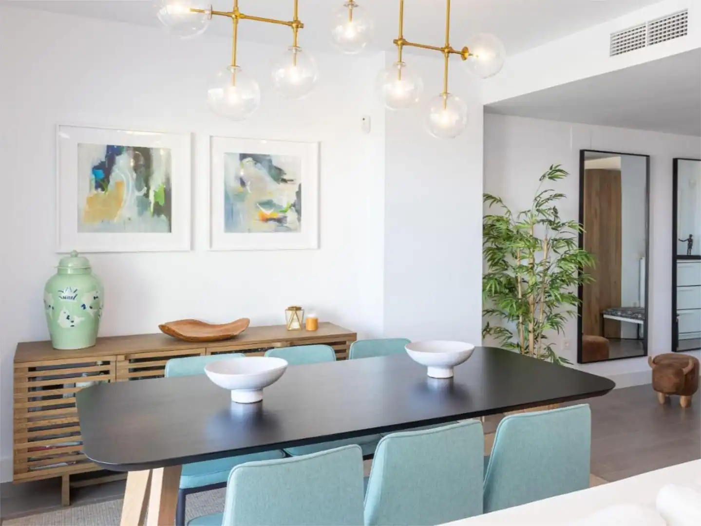 Flat for sale in Calle Arquitectos, 1, Castillo Sohail - Myramar Dining room of Flat for sale in Fuengirola with Air Conditioner, Heating and Private garden