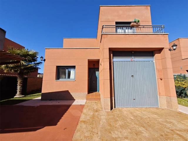 Piso en Venta en Urbanización el Tiento, 20 en Grijota