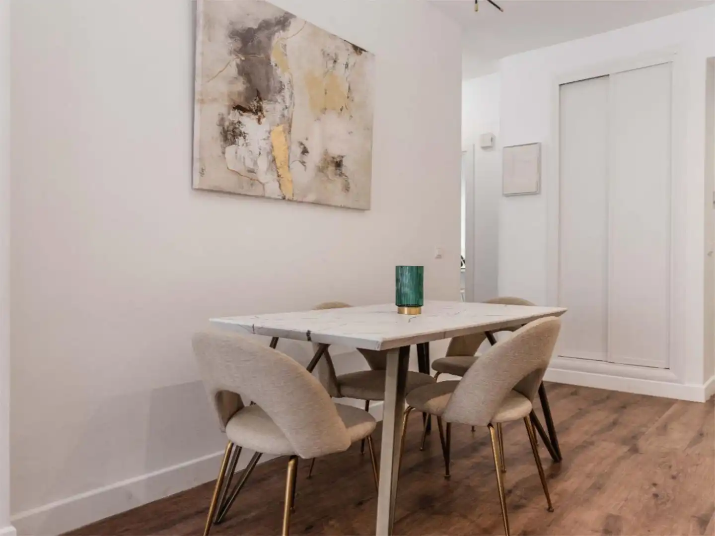 Flat for sale in Calle Alta, 1, La Goleta - San Felipe Neri Dining room of Flat for sale in Málaga Capital with Air Conditioner and Balcony