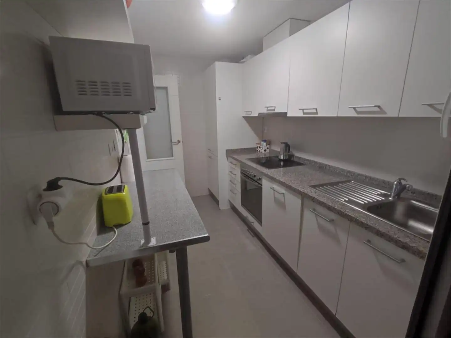 Cocina de Ático de alquiler en Manilva con Aire acondicionado, Terraza y Amueblado