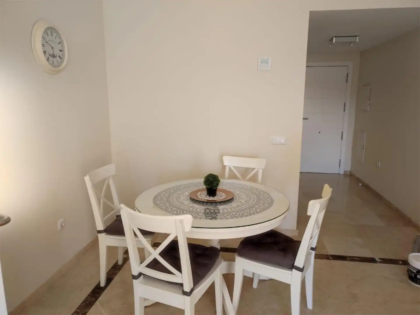 Comedor de Ático de alquiler en Manilva con Aire acondicionado, Terraza y Amueblado