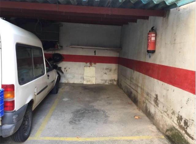 Garaje en Venta en Calle del Centro, 14 en Casablanca