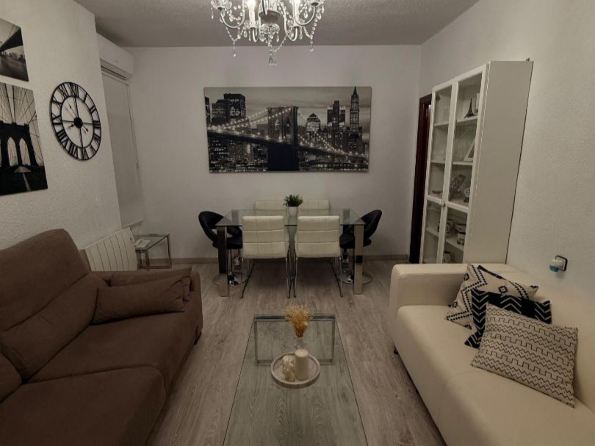 Flat for sale in Calle Santa Bárbara, 2, Universidad Living room of Flat for sale in Getafe with Air Conditioner