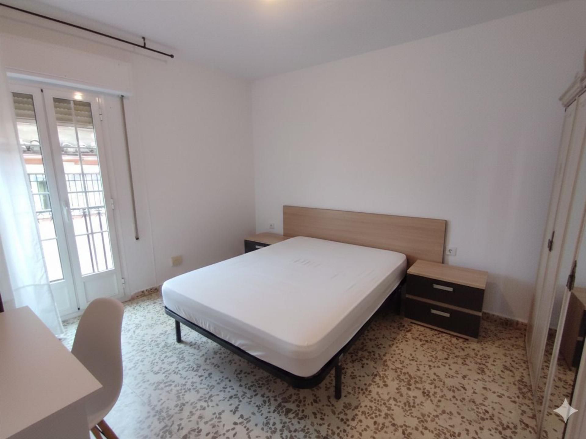 Flat to rent in Calle Almendros Aguilar, 23, San Felipe - El Almendral - La Merced