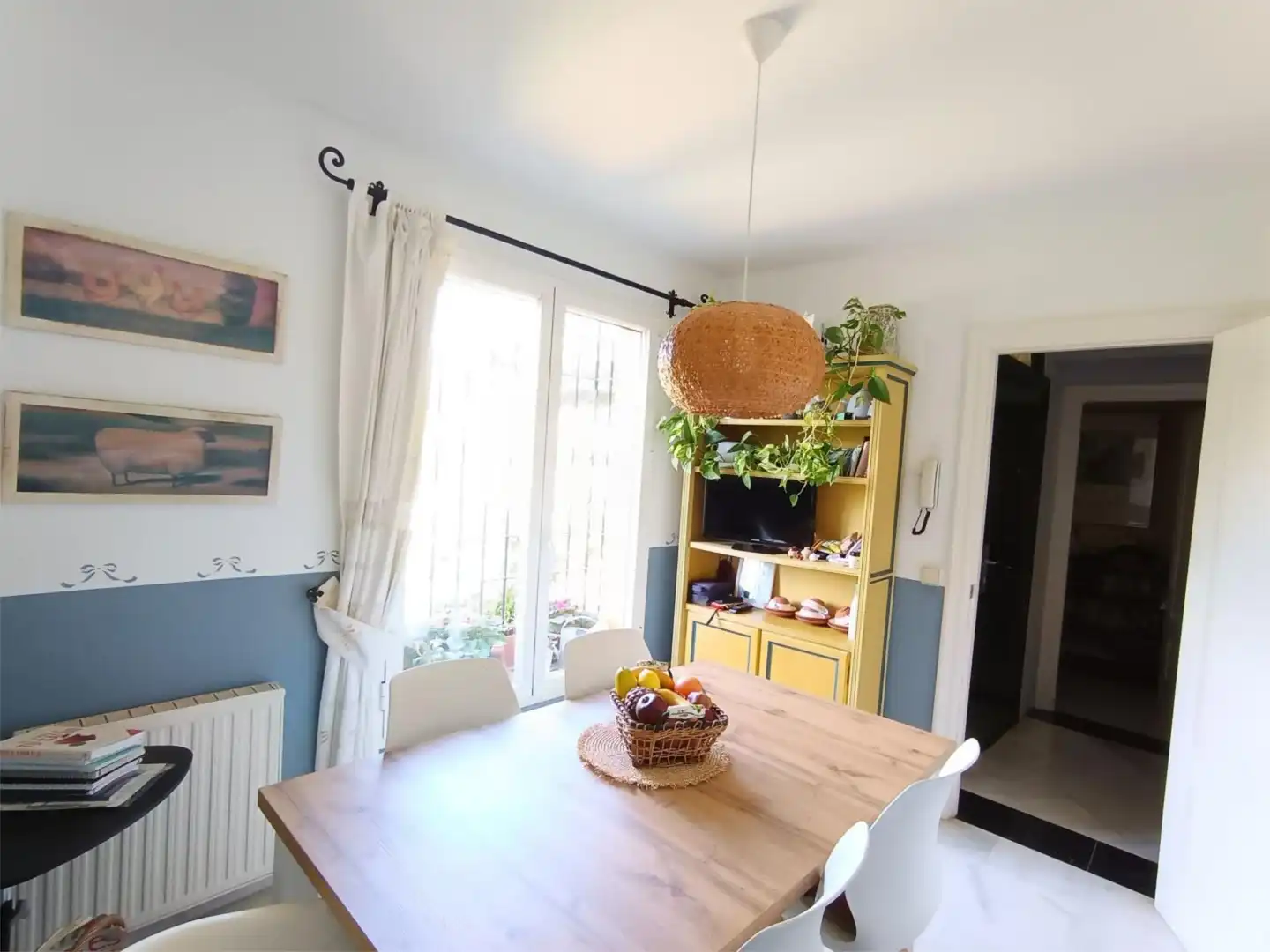 Casa adosada en venta en Calle Lentisco, 8, Norte-Sierra Comedor de Casa adosada en venta en Córdoba Capital con Aire acondicionado, Terraza y Piscina